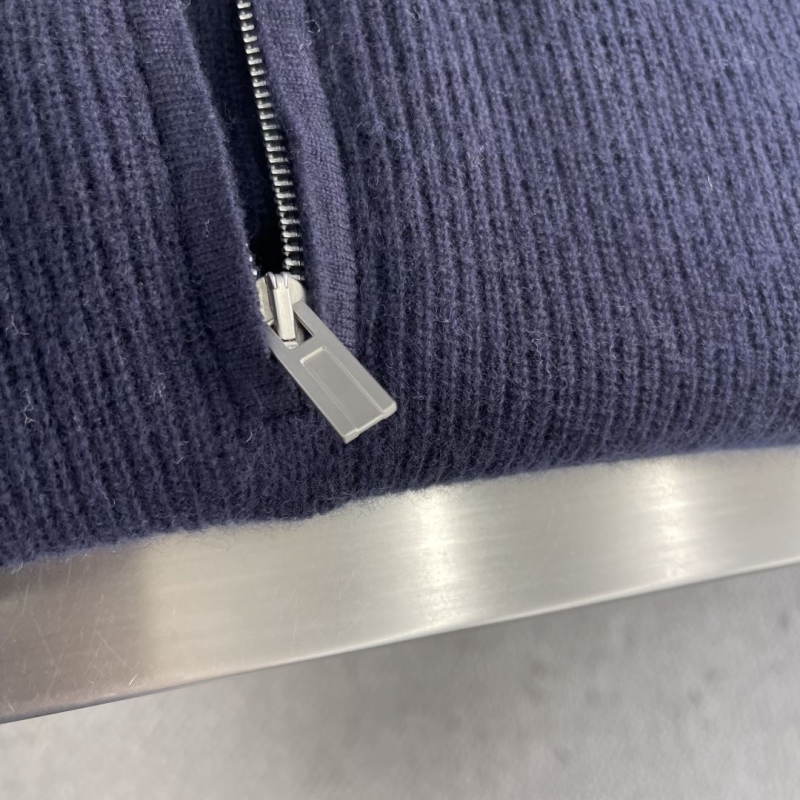 L0r0 P1ana sweater